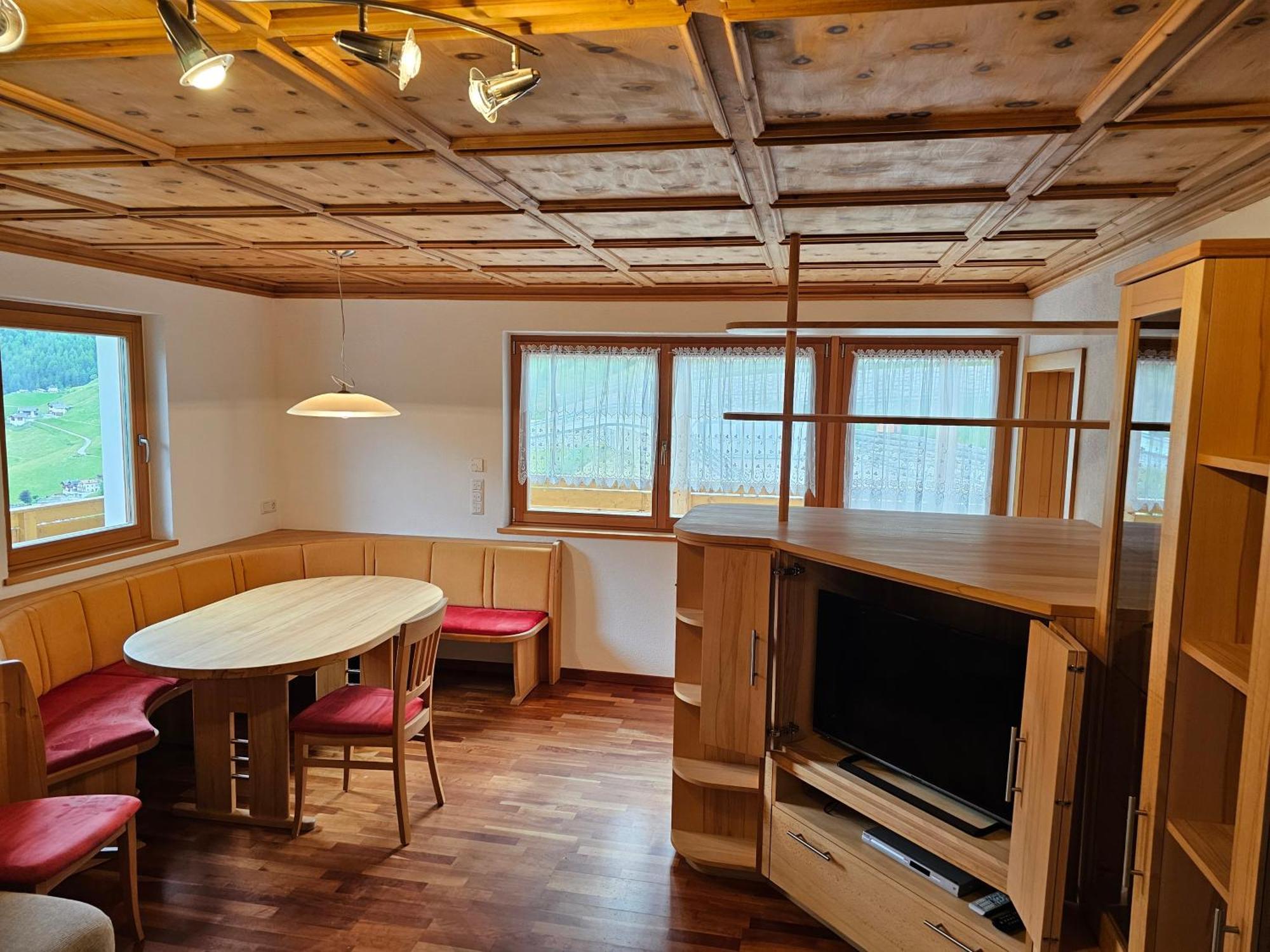 מרטלו Alpenblick Lodge Tscholl מראה חיצוני תמונה