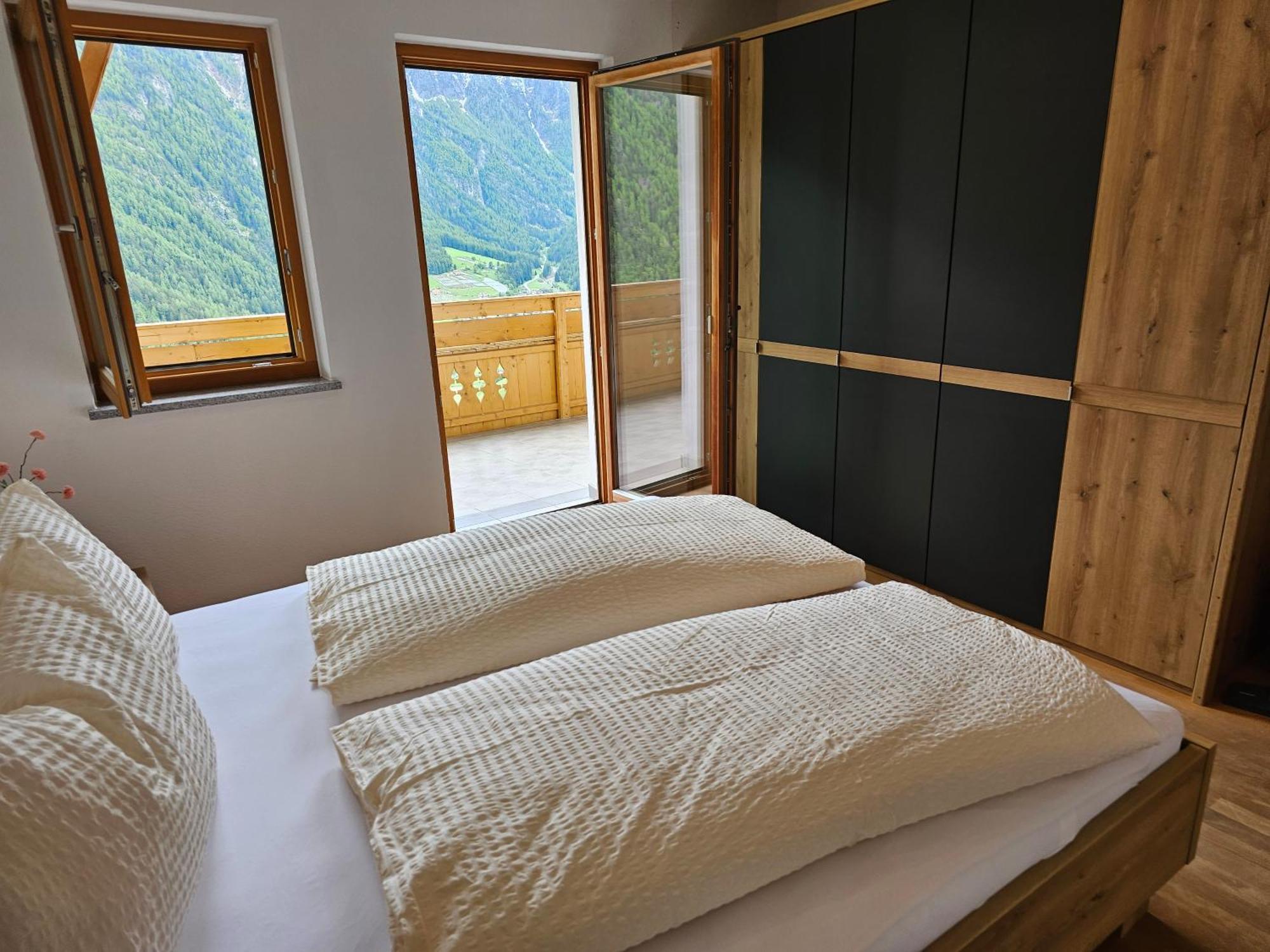 מרטלו Alpenblick Lodge Tscholl מראה חיצוני תמונה